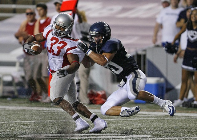 策略调整与 策略调整与